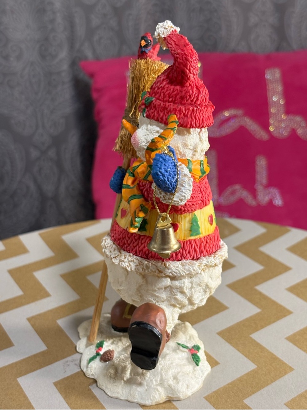 Vintage Resin Snowman with Cardinal and Bell - Classic Christmas Collection - Picture 11 of 16